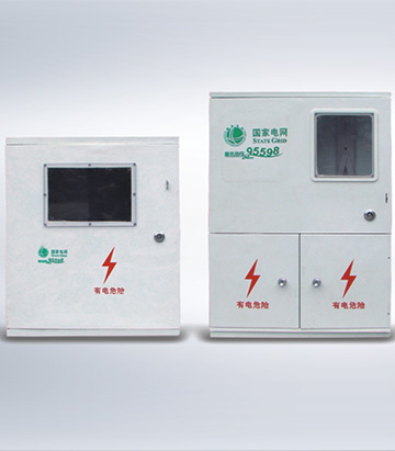 三相動(dòng)力箱上部分能安裝各種規(guī)格的三相機(jī)械表、電子表及插卡式電子表。下部分安裝三相四線(xiàn)接線(xiàn)盒、小型總開(kāi)關(guān)，左右開(kāi)門(mén)．方便管理和用戶(hù)操作。安裝方式：桿上懸掛式、嵌入…